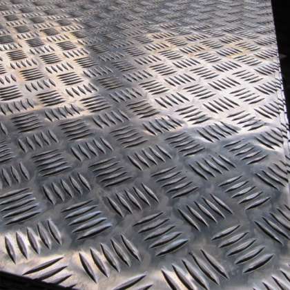 Рифленый алюминиевый лист АМГ2Н2Р, квинтет, 1,5x1200x2000